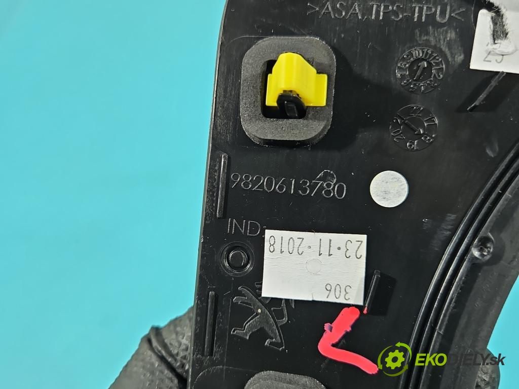 Peugeot 508 II 2018- 1.6 224 hp automatic 165 kW 1598 cm3 5- lišta blatník: zadní levé 9820613780