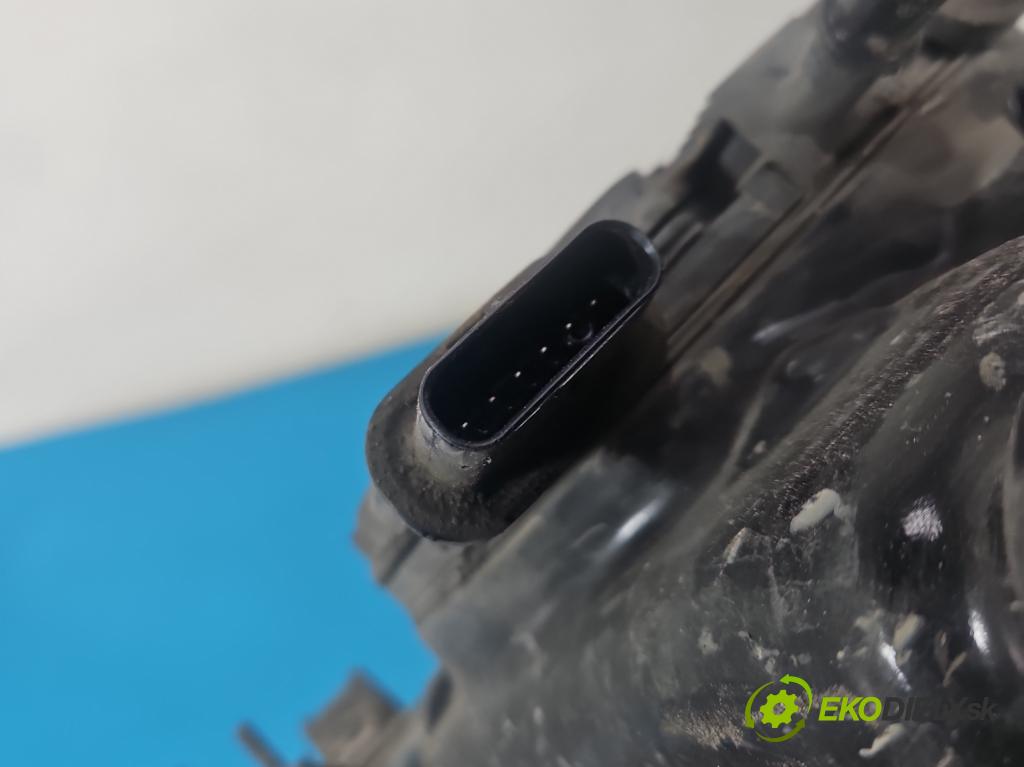 Renault Express 1.5 dci 95 HP manual 70 kW 1461 cm3 5- Nádrž: AdBlue: 172A21120R