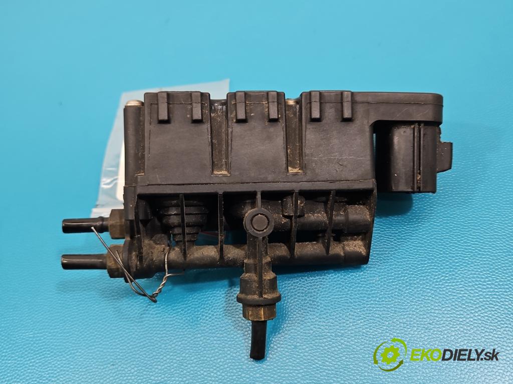 Land rover Range Rover sport I L320 3.6 TD V8 272 hp automatic 200 kW 3628 cm3 5- Distributor: RVH000095