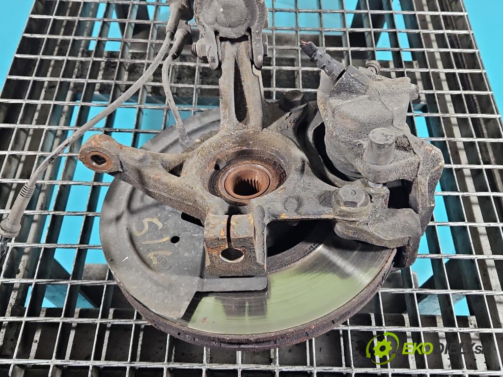 Renault Express 1.5 dci 95 HP manual 70 kW 1461 cm3 5- náboj ľavé  (Náboj kolesa)