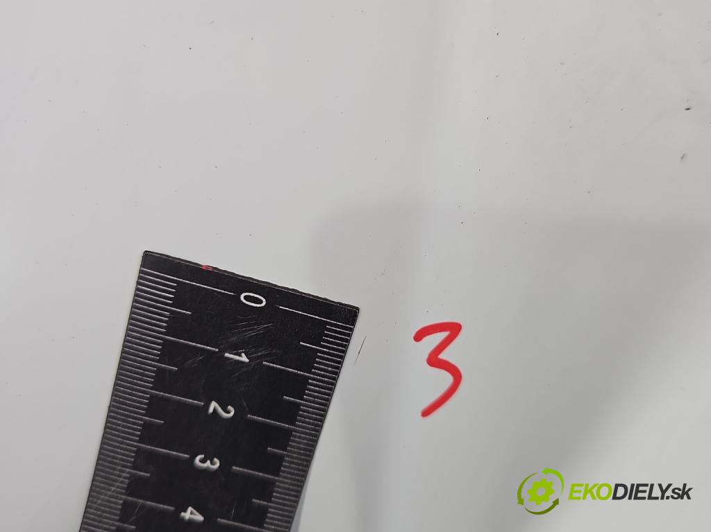 Opel Corsa E 2014-2019 1.3 cdti 75 HP manual 55 kW 1248 cm3 3- kapota predná