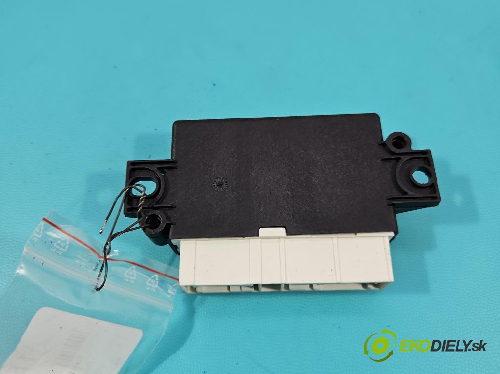 Peugeot 508 II 2018- 1.6 224 hp automatic 165 kW 1598 cm3 5- řídící jednotka parkování 9832121480