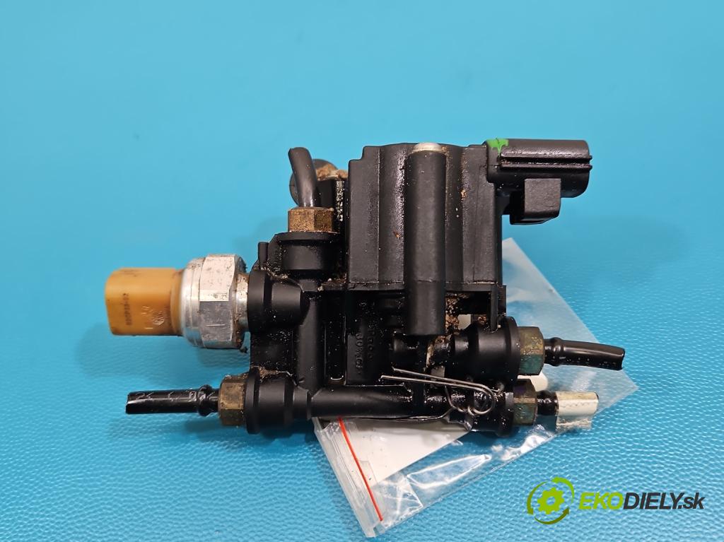 Land rover Range Rover sport I L320 3.6 TD V8 272 HP automatic 200 kW 3628 cm3 5- Distributor: RQH500011