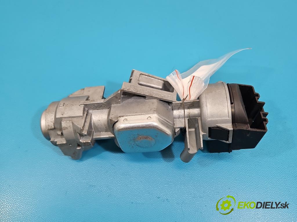 Land rover Range Rover sport I L320 3.6 TD V8 272 HP automatic 200 kW 3628 cm3 5- Spínačka 3M51-3F880-AC (Spínacia skrinka)