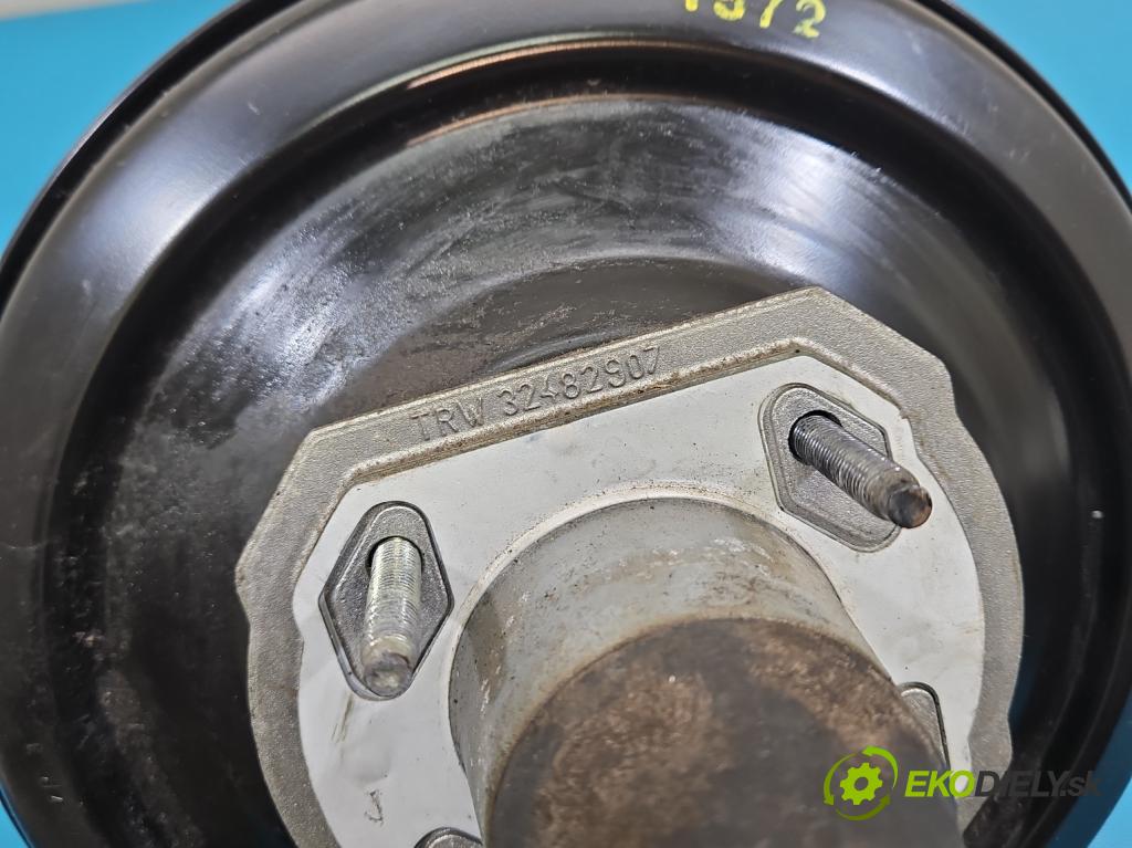 Land rover Range Rover sport I L320 3.6 TD V8 272 HP automatic 200 kW 3628 cm3 5- servo brzdové 32482907