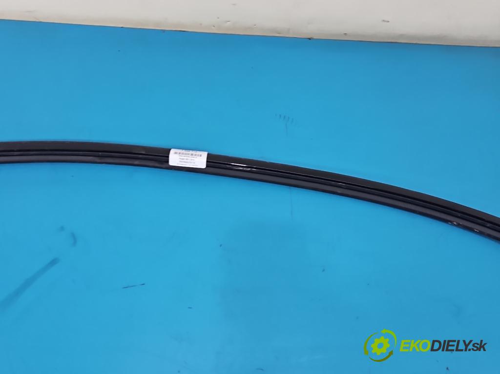 Peugeot 508 II 2018- 1.6 224 hp automatic 165 kW 1598 cm3 5- lišta střecha: pravé 98301628XK