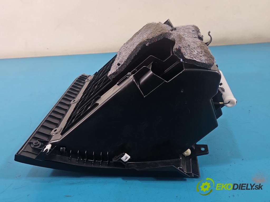 Peugeot 508 II 2018- 1.6 224 hp automatic 165 kW 1598 cm3 5- kastlík BOR