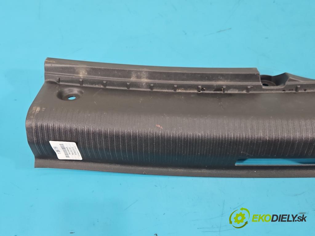 Peugeot 508 II 2018- 1.6 224 hp automatic 165 kW 1598 cm3 5- kryt plastová 9813430477