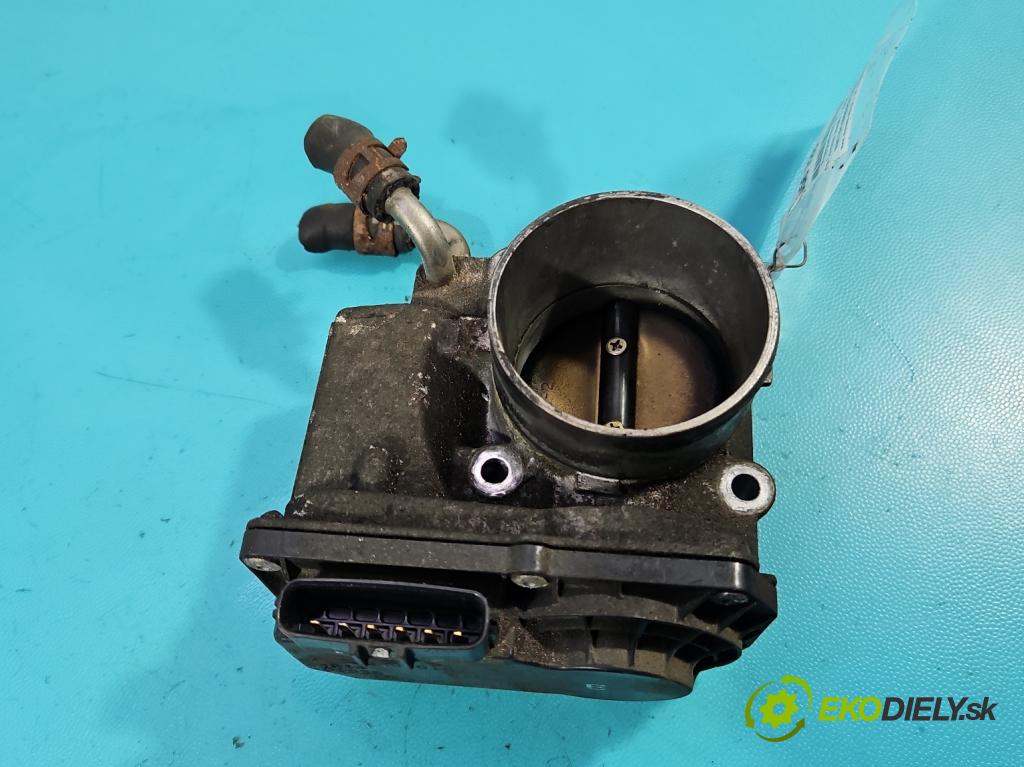 Toyota Corolla Verso II 2004-2009 1.8 vvti 129 HP manual 95 kW 1794 cm3 5- klapka 22030-0D010 (Škrtiaca klapka)