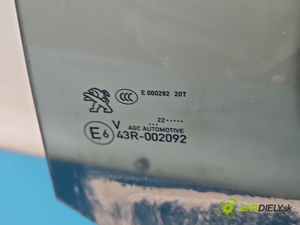 Peugeot 3008 II 2016-2023 1.5 hdi 131 HP automatic 96 kW 1499 cm3 5- sklo dvere zadné ľavé