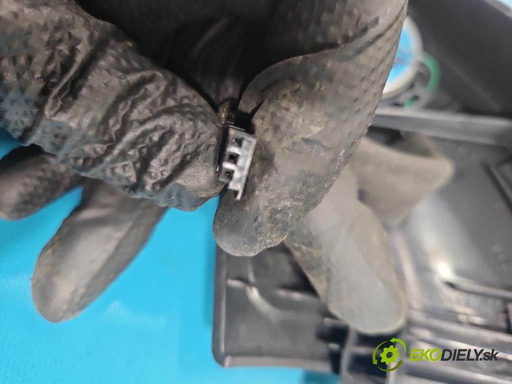 Land rover Range Rover sport I L320 3.6 TD V8 272 HP automatic 200 kW 3628 cm3 5- reproduktory komplet XQM500290