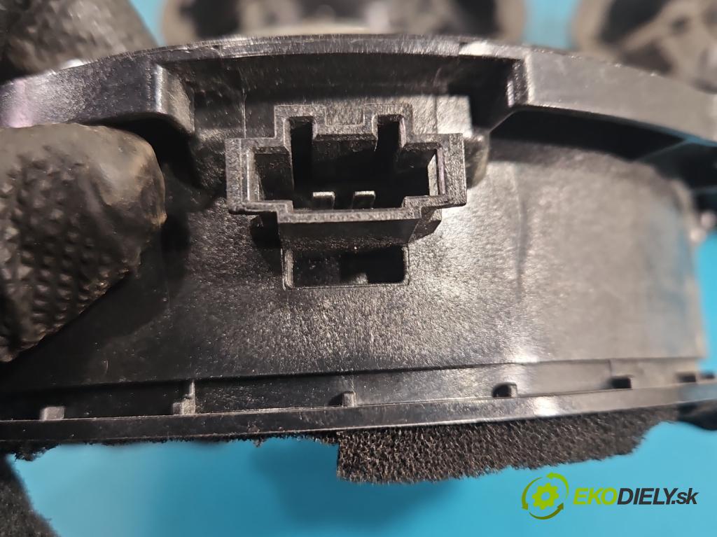 Land rover Range Rover sport I L320 3.6 TD V8 272 HP automatic 200 kW 3628 cm3 5- reproduktory komplet XQM500290