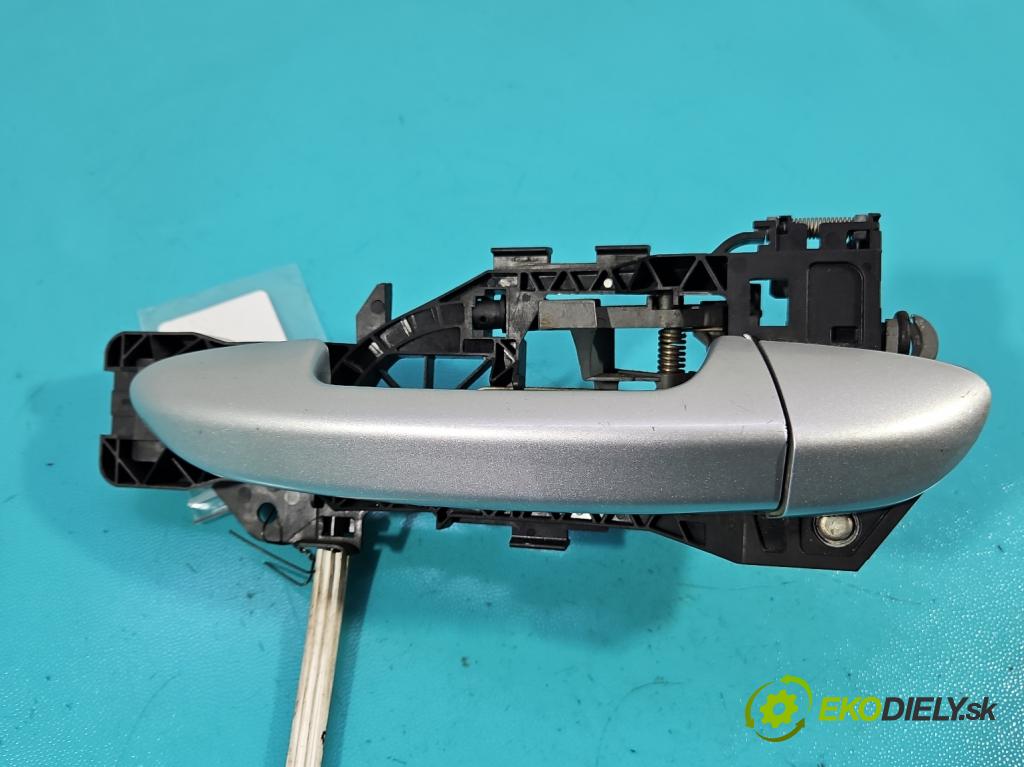 Vw Passat B6 2005-2010 2.0 tdi 170 hp automatic 125 kW 1968 cm3 4- klika přední levé 3C0837885H (Vnější přední levá klika dveří)