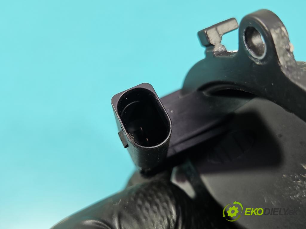 Vw Passat B6 2005-2010 2.0 tdi 170 HP automatic 125 kW 1968 cm3 4- rukoväť kufrové dvere zadné 3C5827469B