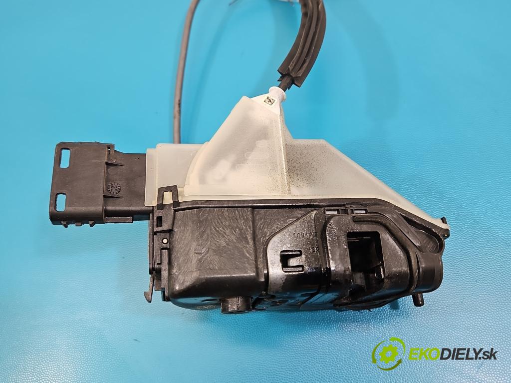 Peugeot 3008 II 2016-2023 1.5 hdi 131 HP automatic 96 kW 1499 cm3 5- zámok predné pravý 104234