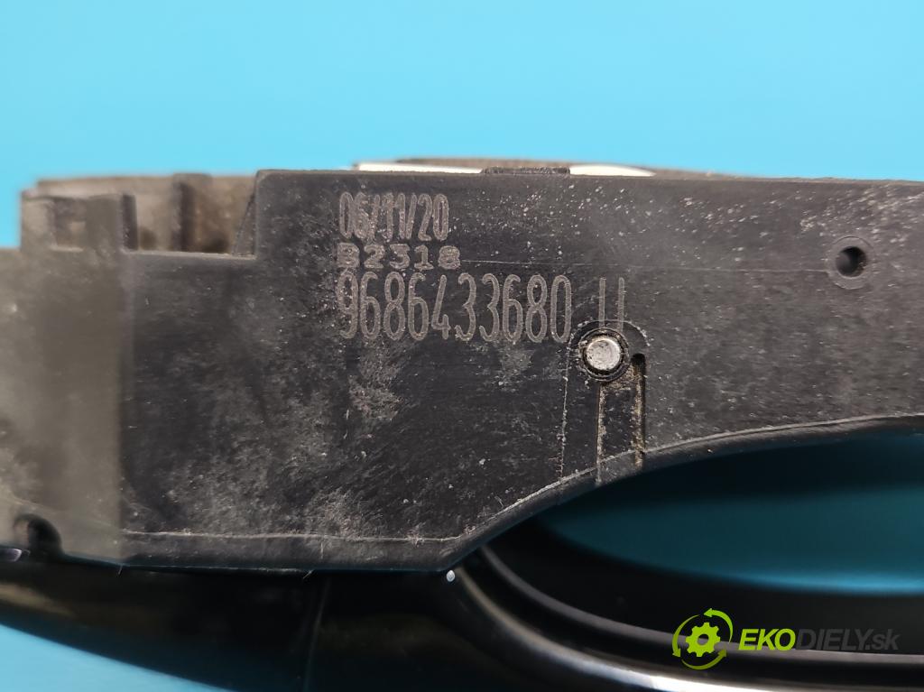 Peugeot 3008 II 2016-2023 1.5 hdi 131 HP automatic 96 kW 1499 cm3 5- rukoväť predné pravé mimo: 9686433680 (Kľučka dverí ostatné)