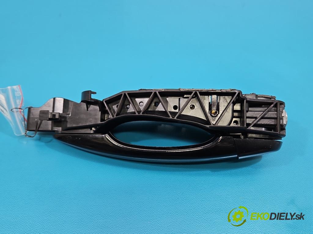 Peugeot 3008 II 2016-2023 1.5 hdi 131 HP automatic 96 kW 1499 cm3 5- rukoväť zadné pravé mimo:  (Kľučka dverí ostatné)