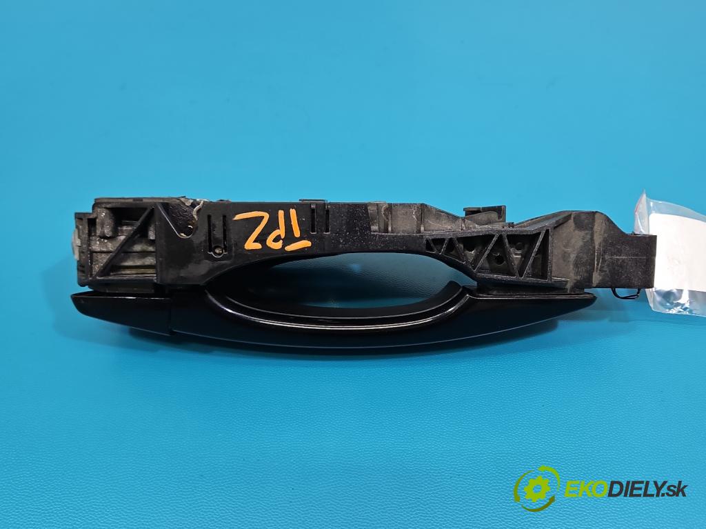 Peugeot 3008 II 2016-2023 1.5 hdi 131 HP automatic 96 kW 1499 cm3 5- rukoväť zadné pravé mimo:  (Kľučka dverí ostatné)