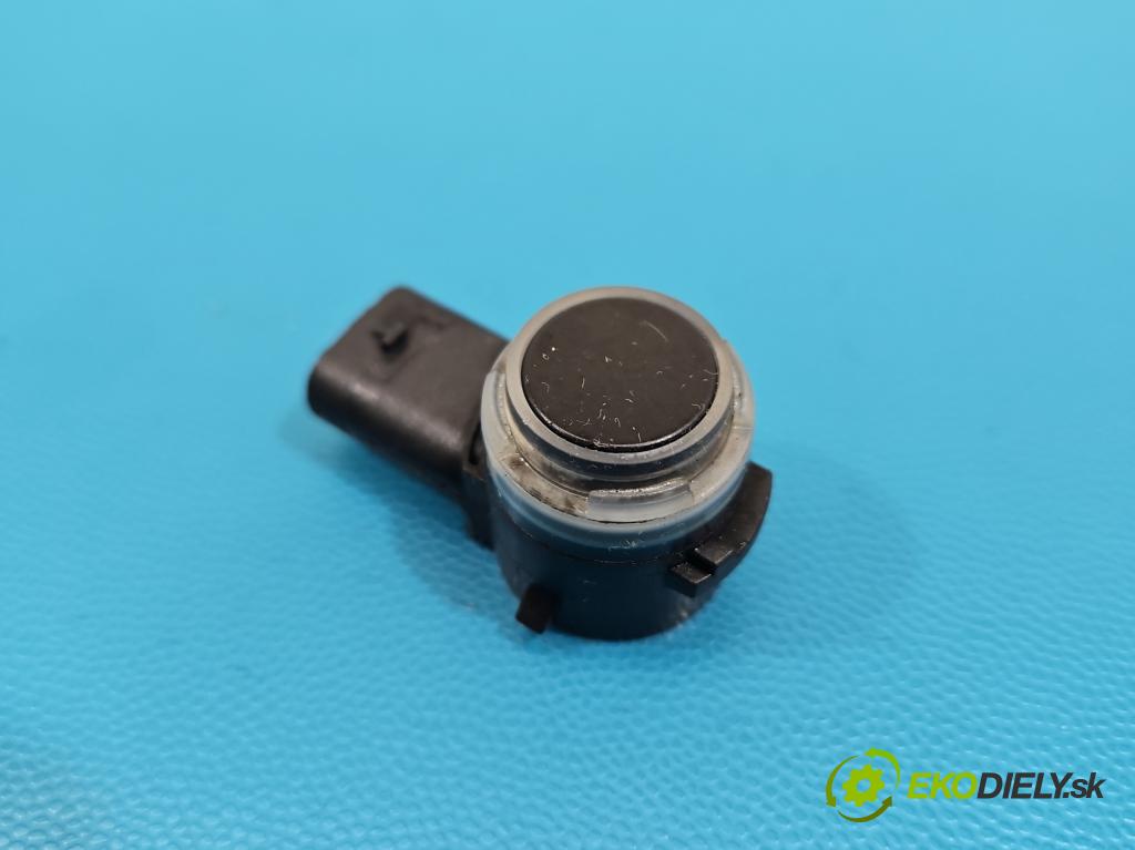 Peugeot 3008 II 2016-2023 1.5 hdi 131 HP automatic 96 kW 1499 cm3 5- snímač parkovaní: 9813348377XT