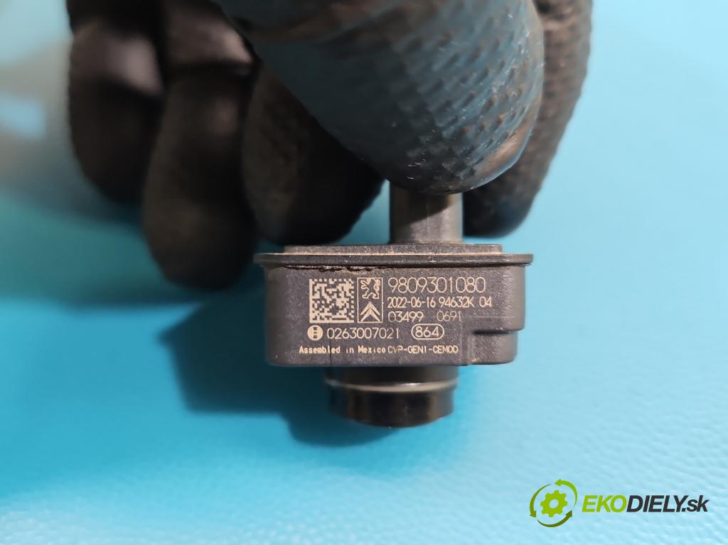 Peugeot 3008 II 2016-2023 1.5 hdi 131 HP automatic 96 kW 1499 cm3 5- Kamera cúvania 9809301080