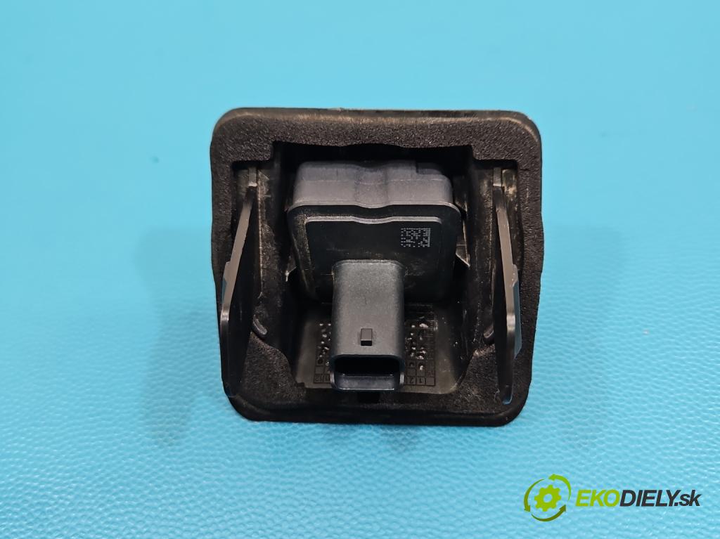 Peugeot 3008 II 2016-2023 1.5 hdi 131 HP automatic 96 kW 1499 cm3 5- Kamera cúvania 9809301080