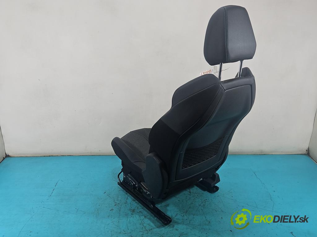 Peugeot 3008 II 2016-2023 1.5 hdi 131 hp automatic 96 kW 1499 cm3 5- Sedadlo pravý  (Sedadlo)