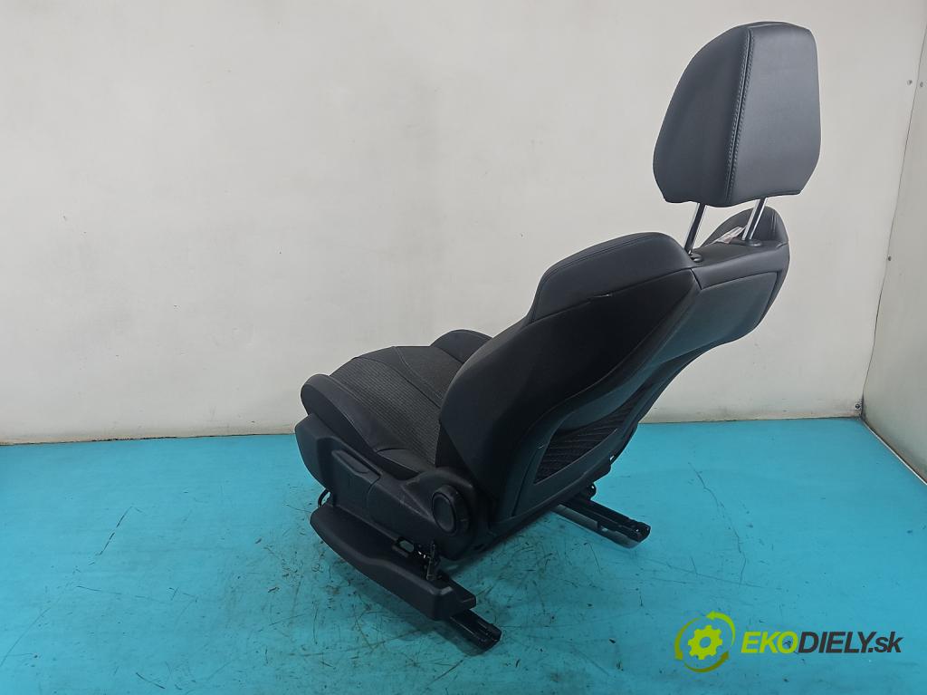 Peugeot 3008 II 2016-2023 1.5 hdi 131 hp automatic 96 kW 1499 cm3 5- Sedadlo levý  (Sedadlo)