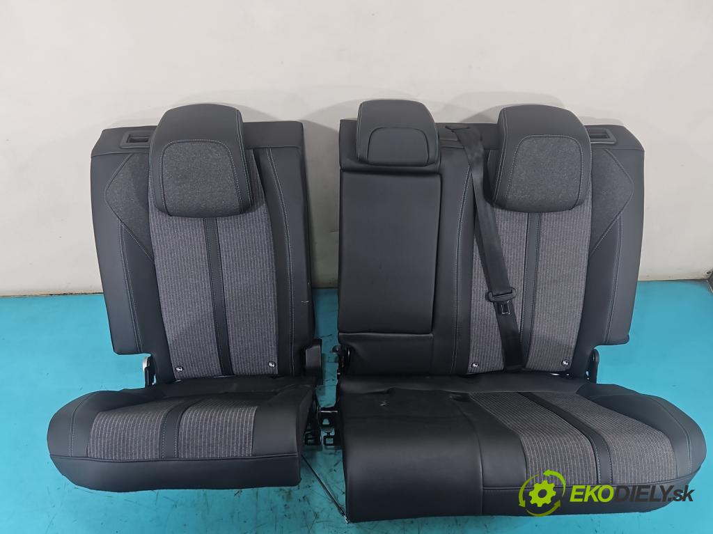 Peugeot 3008 II 2016-2023 1.5 hdi 131 HP automatic 96 kW 1499 cm3 5- Pohovka: zadné  (Sedadlo)