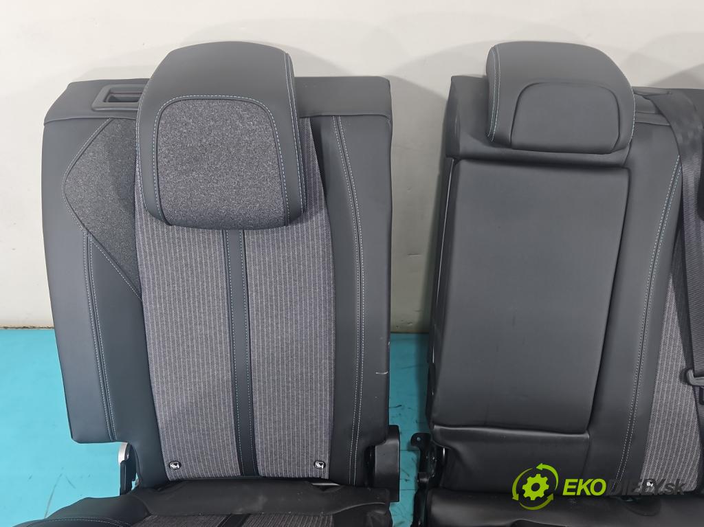 Peugeot 3008 II 2016-2023 1.5 hdi 131 HP automatic 96 kW 1499 cm3 5- Pohovka: zadné  (Sedadlo)