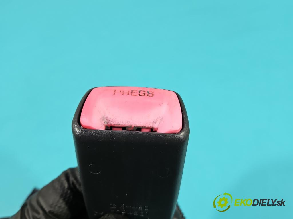 Toyota Corolla Verso II 2004-2009 1.8 vvti 129 HP manual 95 kW 1794 cm3 5- pas bezpečnosť: predné ľavý 7P2140-P