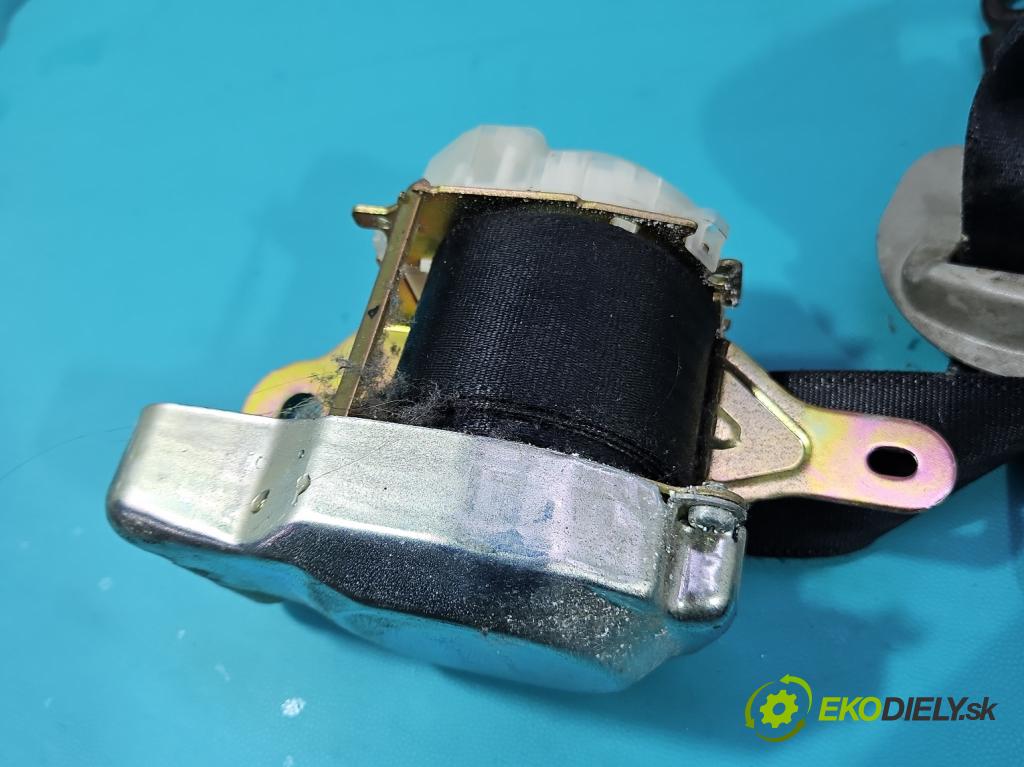 Toyota Corolla Verso II 2004-2009 1.8 vvti 129 HP manual 95 kW 1794 cm3 5- pas bezpečnosť: predné ľavý 7P2140-P