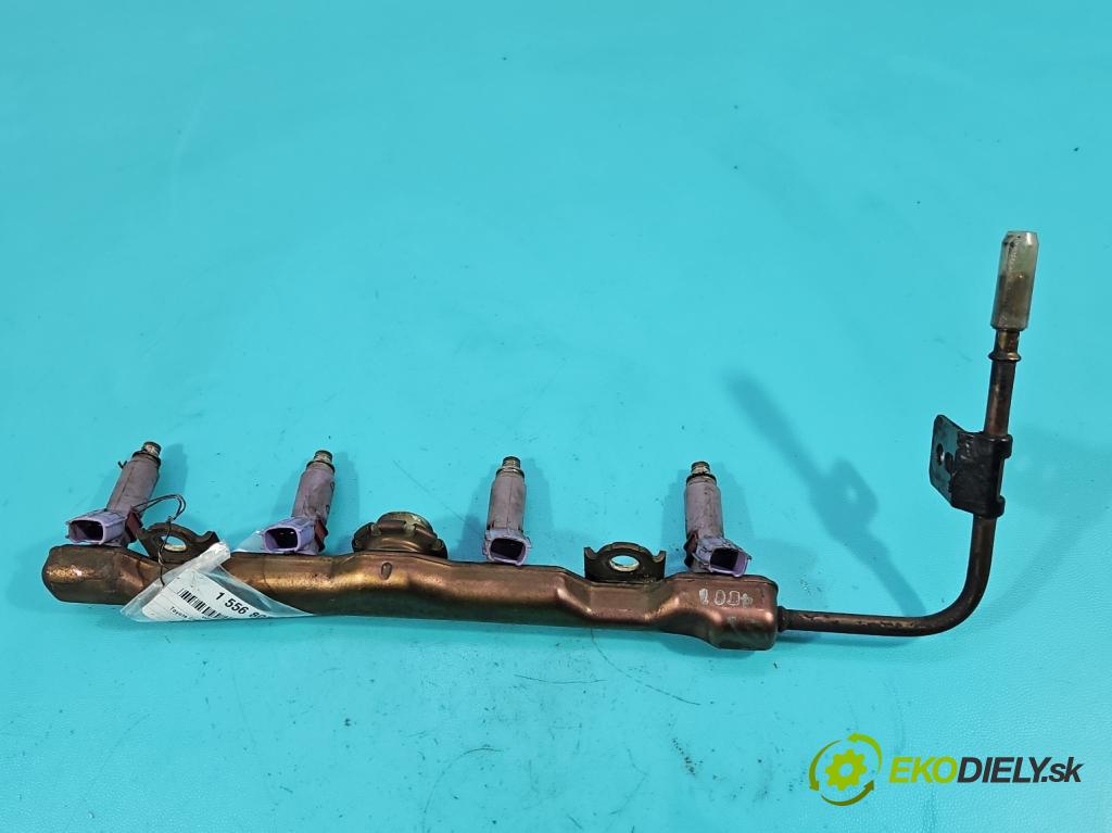 Toyota Corolla Verso II 2004-2009 1.8 vvti 129 HP manual 95 kW 1794 cm3 5- vstrek 23250-22100 (Vstrekovač paliva)