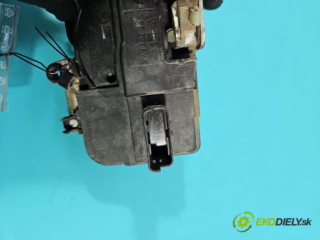 Peugeot Partner I 1996-2008 1.6 hdi 75 HP manual 55.2 kW 1560 cm3 5- zámok predné ľavý