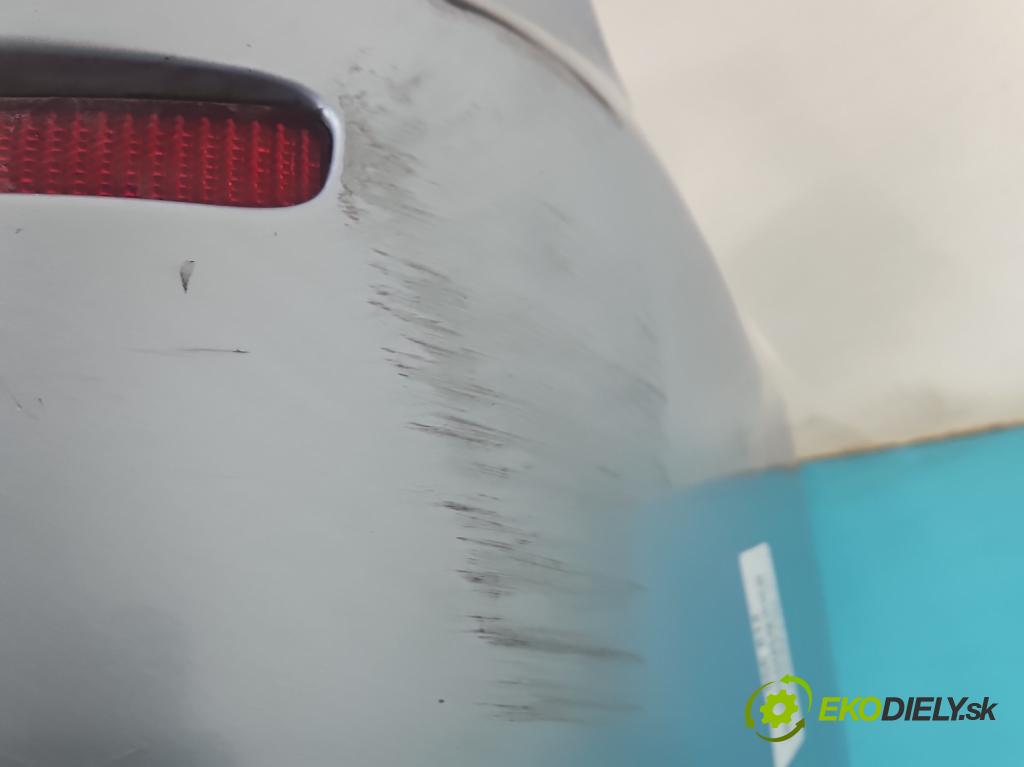 Toyota Corolla Verso II 2004-2009 1.8 vvti 129 hp manual 95 kW 1794 cm3 5- nárazník zadní 52159-0F010 (Klika dveří ostatní)