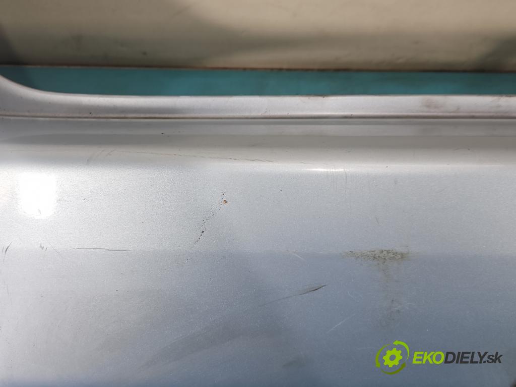 Toyota Corolla Verso II 2004-2009 1.8 vvti 129 hp manual 95 kW 1794 cm3 5- nárazník zadní 52159-0F010 (Klika dveří ostatní)