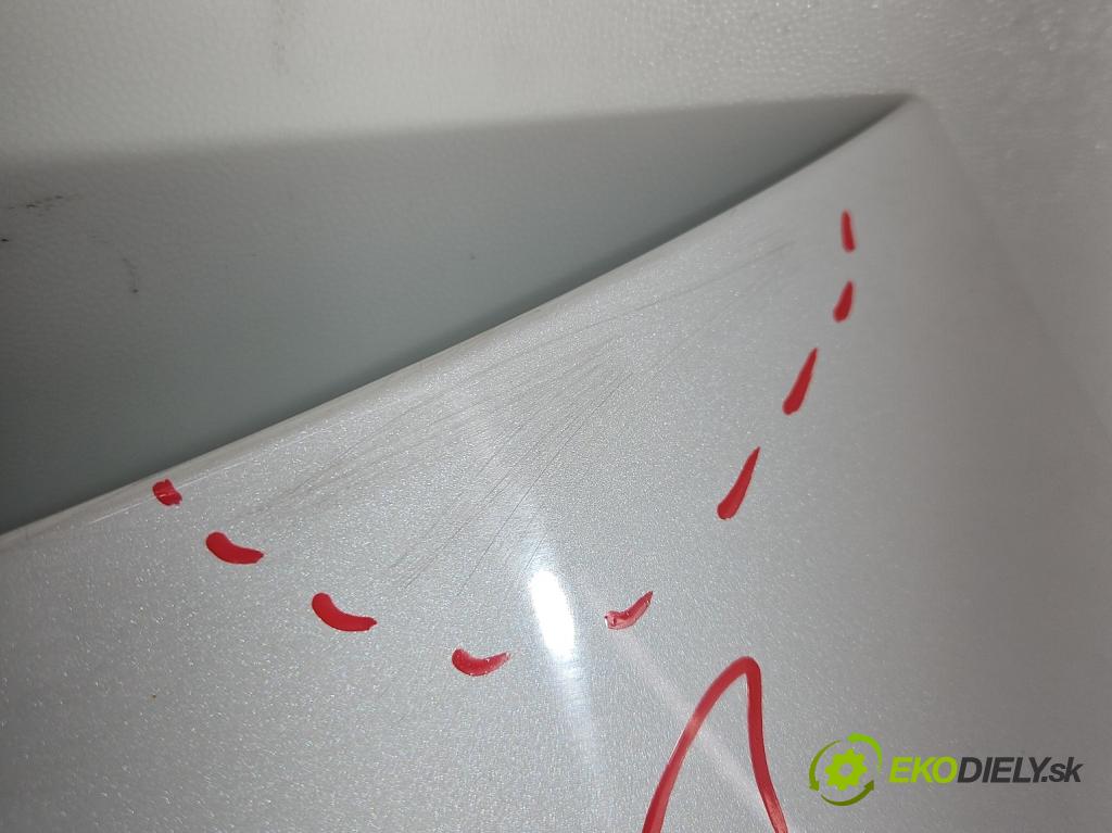 Volvo S90 II 2016- 2.0 T 320KM automatic 235 kW 1969 cm3 4- zadna kufor  (Kapota zadná (kufor))