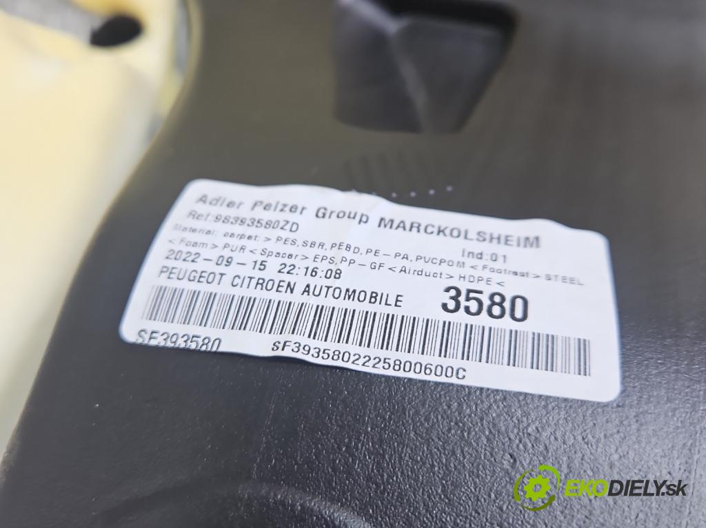 Peugeot 3008 II 2016-2023 1.5 hdi 131 HP automatic 96 kW 1499 cm3 5- koberec do auta ostatné 9810686980
