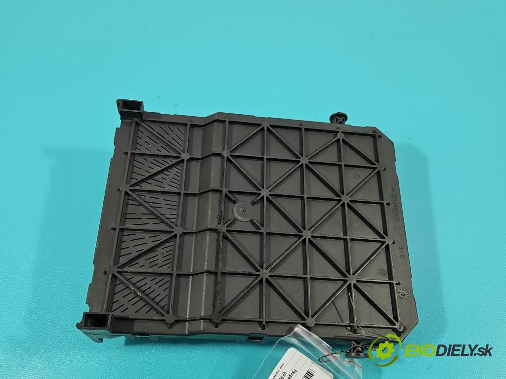 Peugeot Partner I 1996-2008 1.6 hdi 75 HP manual 55.2 kW 1560 cm3 5- riadiaca jednotka ostatné 9657999680