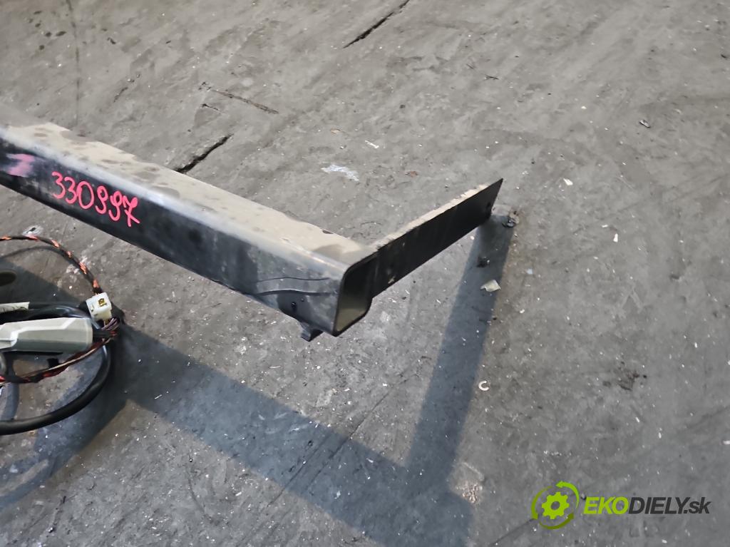 Vw Passat B6 2005-2010 2.0 tdi 170 HP automatic 125 kW 1968 cm3 4- Hák: vlečení:  (Ťažné zariadenie)