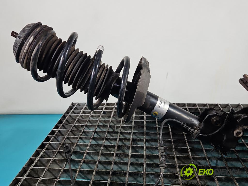 Opel Corsa E 2014-2019 1.3 cdti 75 HP manual 55 kW 1248 cm3 3- tlmič predné ľavý  (Kľučka dverí ostatné)