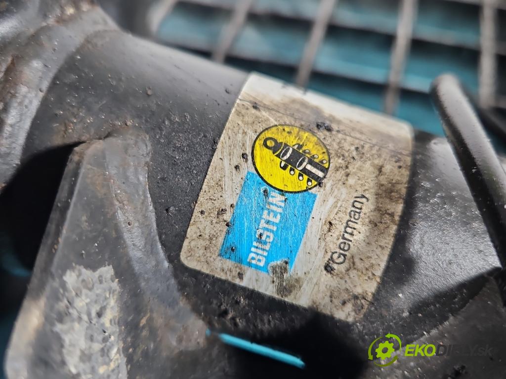 Opel Corsa E 2014-2019 1.3 cdti 75 HP manual 55 kW 1248 cm3 3- tlmič predné pravý  (Kľučka dverí ostatné)