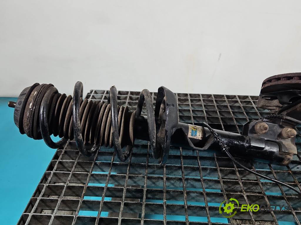 Opel Corsa E 2014-2019 1.3 cdti 75 HP manual 55 kW 1248 cm3 3- tlmič predné pravý  (Kľučka dverí ostatné)