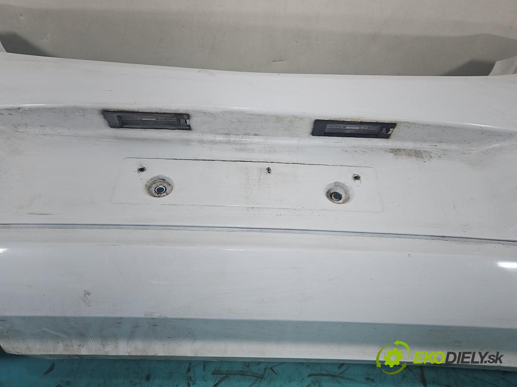 Opel Corsa E 2014-2019 1.3 cdti 75 hp manual 55 kW 1248 cm3 3- nárazník zadní  (Klika dveří ostatní)