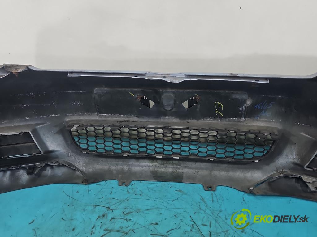 Toyota Corolla Verso II 2004-2009 1.8 vvti 129 HP manual 95 kW 1794 cm3 5- nárazník predné  (Kľučka dverí ostatné)