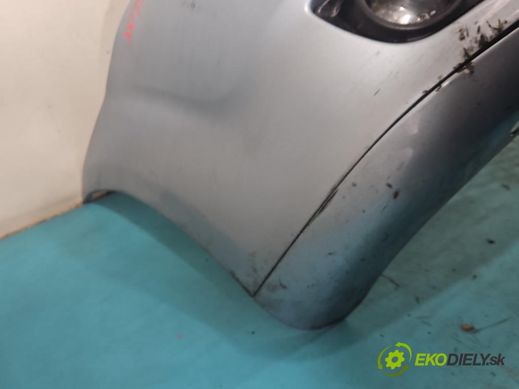 Toyota Corolla Verso II 2004-2009 1.8 vvti 129 HP manual 95 kW 1794 cm3 5- nárazník predné  (Kľučka dverí ostatné)