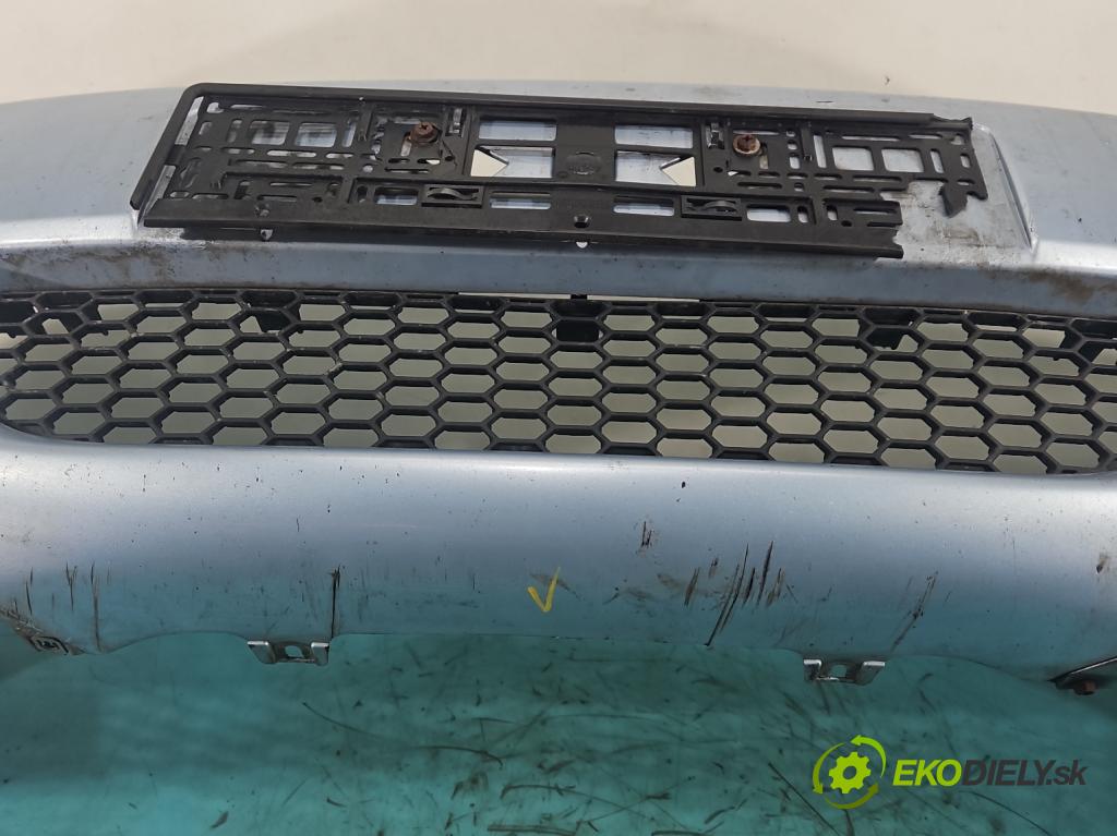 Toyota Corolla Verso II 2004-2009 1.8 vvti 129 HP manual 95 kW 1794 cm3 5- nárazník predné  (Kľučka dverí ostatné)