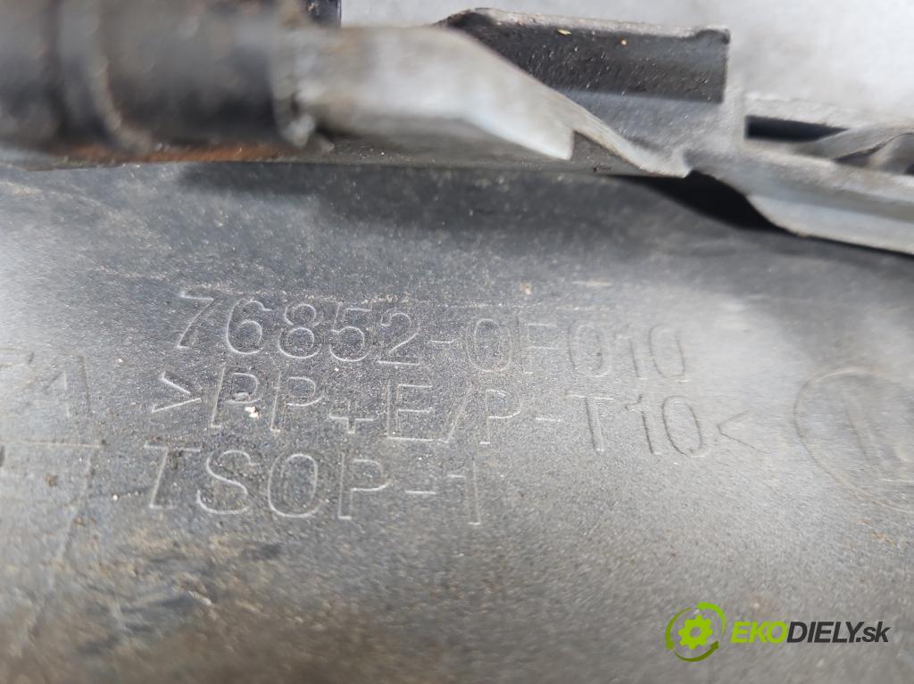 Toyota Corolla Verso II 2004-2009 1.8 vvti 129 HP manual 95 kW 1794 cm3 5- nárazník predné  (Kľučka dverí ostatné)