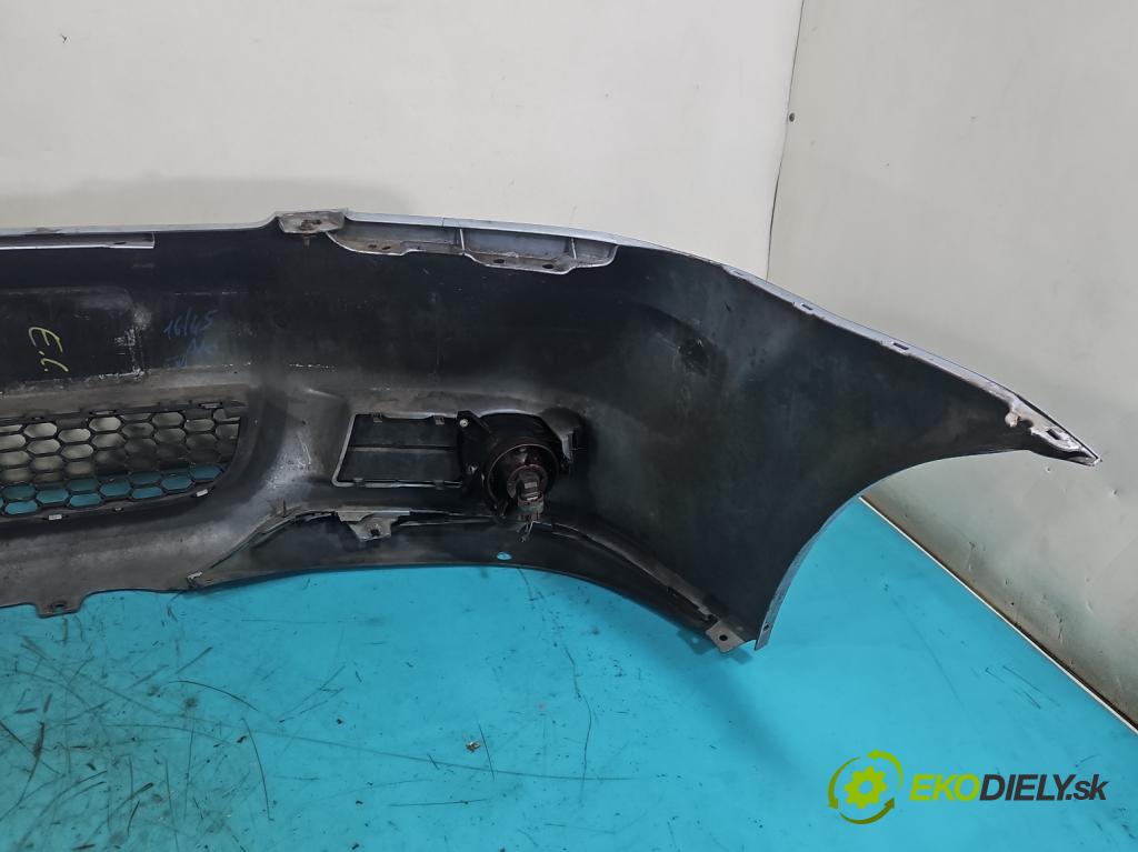 Toyota Corolla Verso II 2004-2009 1.8 vvti 129 HP manual 95 kW 1794 cm3 5- nárazník predné  (Kľučka dverí ostatné)