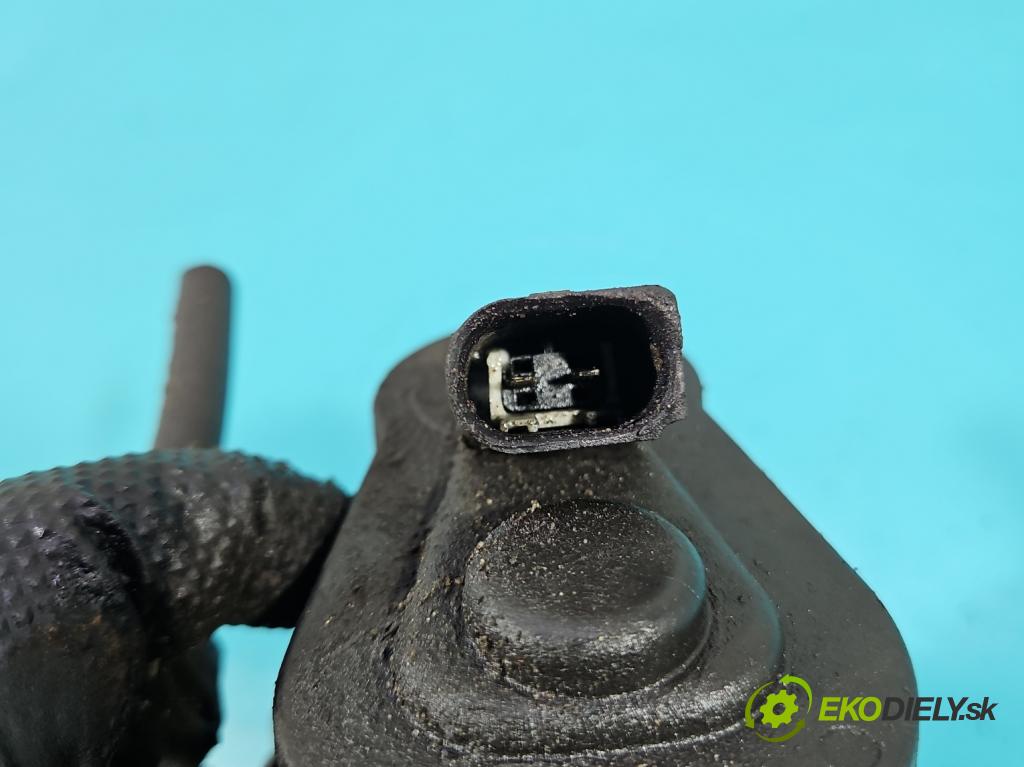 Vw Passat B6 2005-2010 2.0 tdi 170 HP automatic 125 kW 1968 cm3 4- brzdič zadné pravý  (Kľučka dverí ostatné)