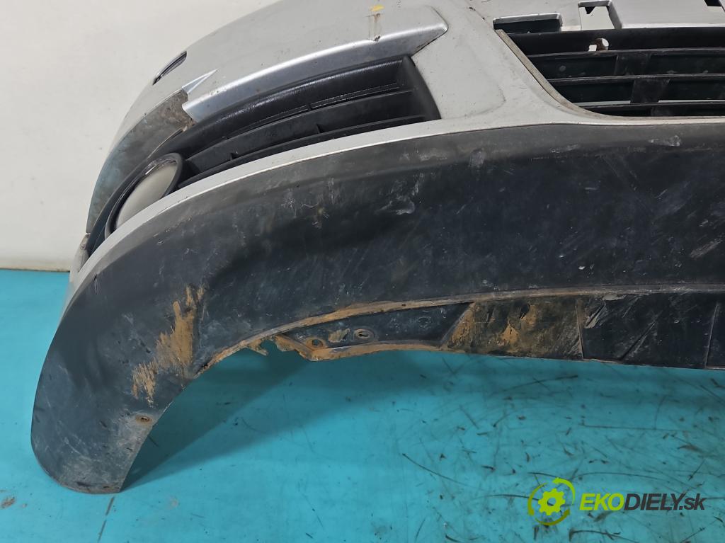 Vw Passat B6 2005-2010 2.0 tdi 170 hp automatic 125 kW 1968 cm3 4- nárazník přední  (Klika dveří ostatní)